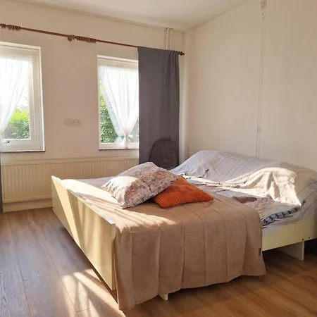 Genderens Buiten Holiday home *