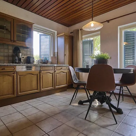 Genderens Buiten Ferienhaus